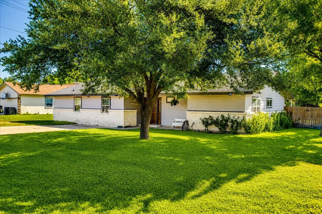 13311 Briar Hollow Drive Austin TX 78729