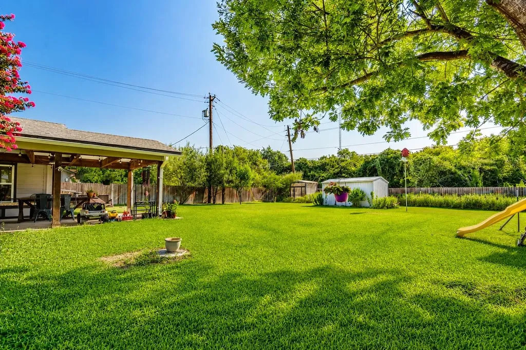 13311 Briar Hollow Drive Austin TX 78729