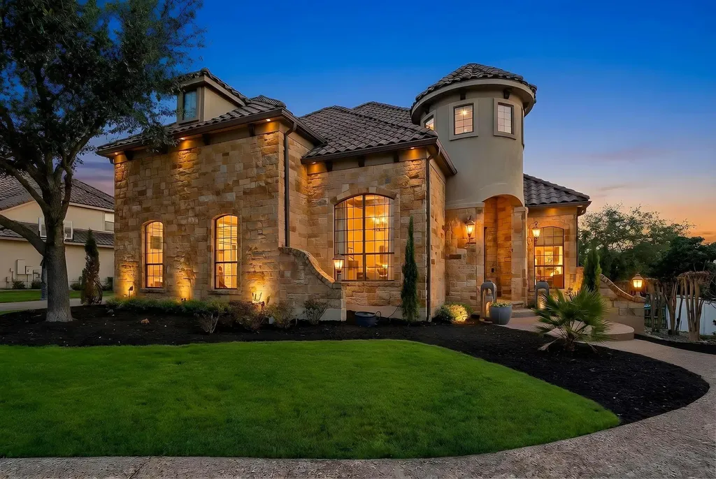 2104 University Club Drive Austin TX 78732