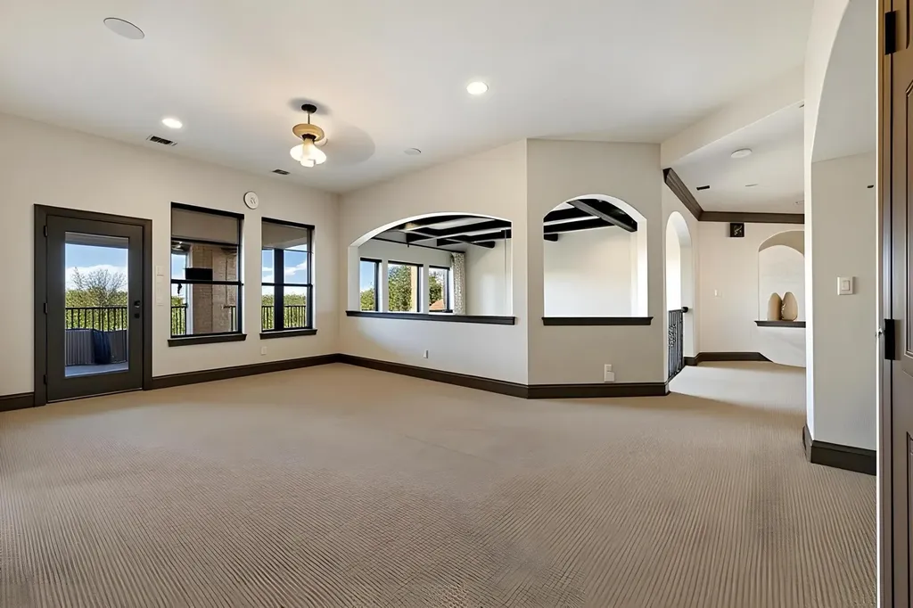 2104 University Club Drive Austin TX 78732