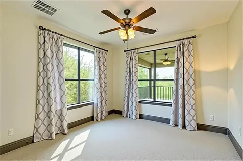 2104 University Club Drive Austin TX 78732