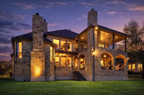2104 University Club Drive Austin TX 78732