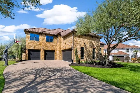 2104 University Club Drive Austin TX 78732