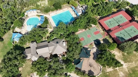 2104 University Club Drive Austin TX 78732