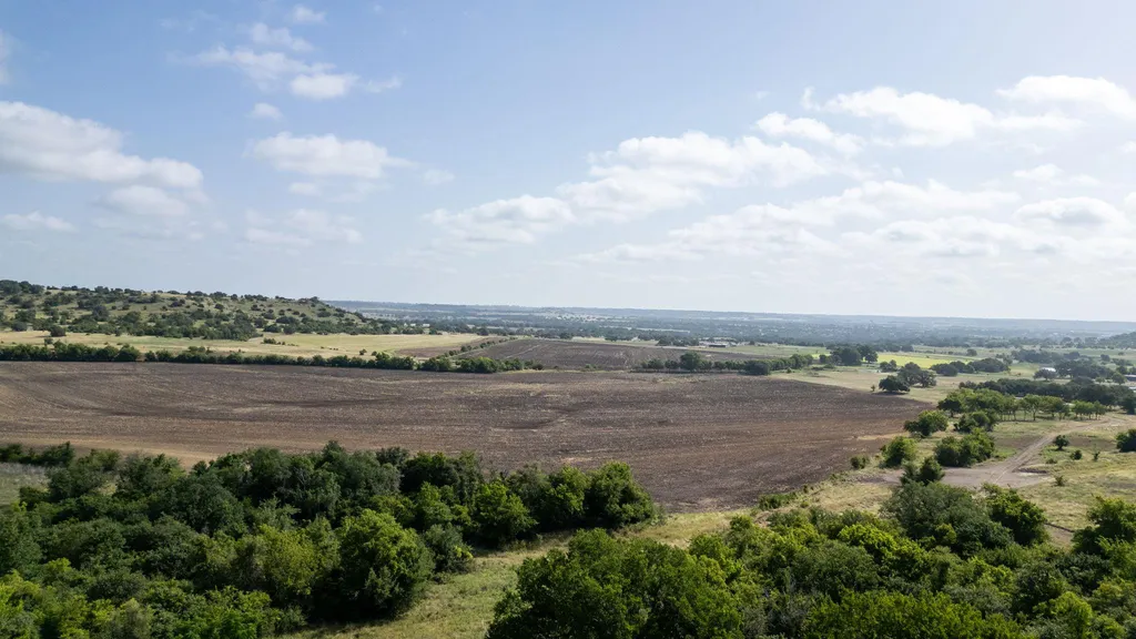 103 Fm-1047 Evant TX 76880