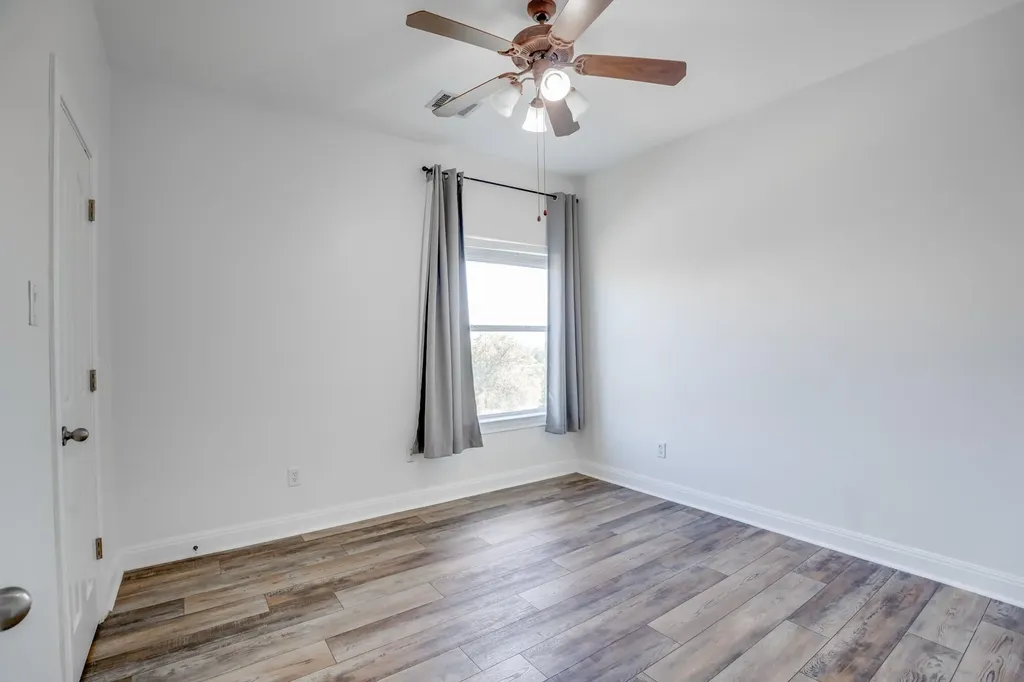 2016 Hidden Hills Drive Dripping Springs TX 78620