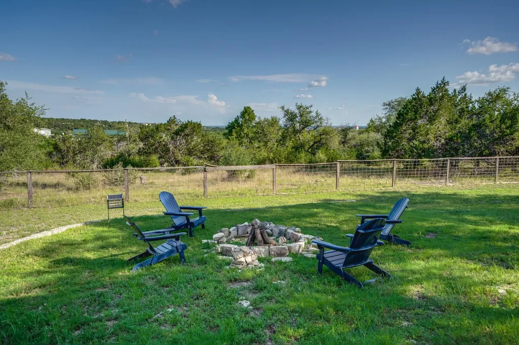 2016 Hidden Hills Drive Dripping Springs TX 78620