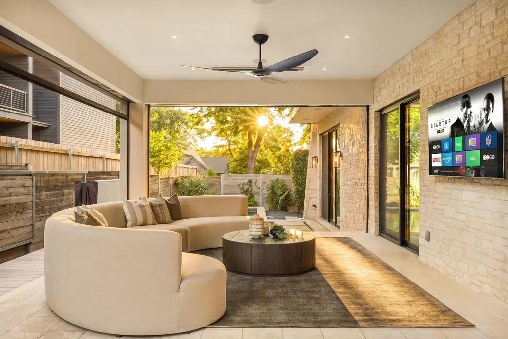 2309 S 4th Street Austin TX 78704