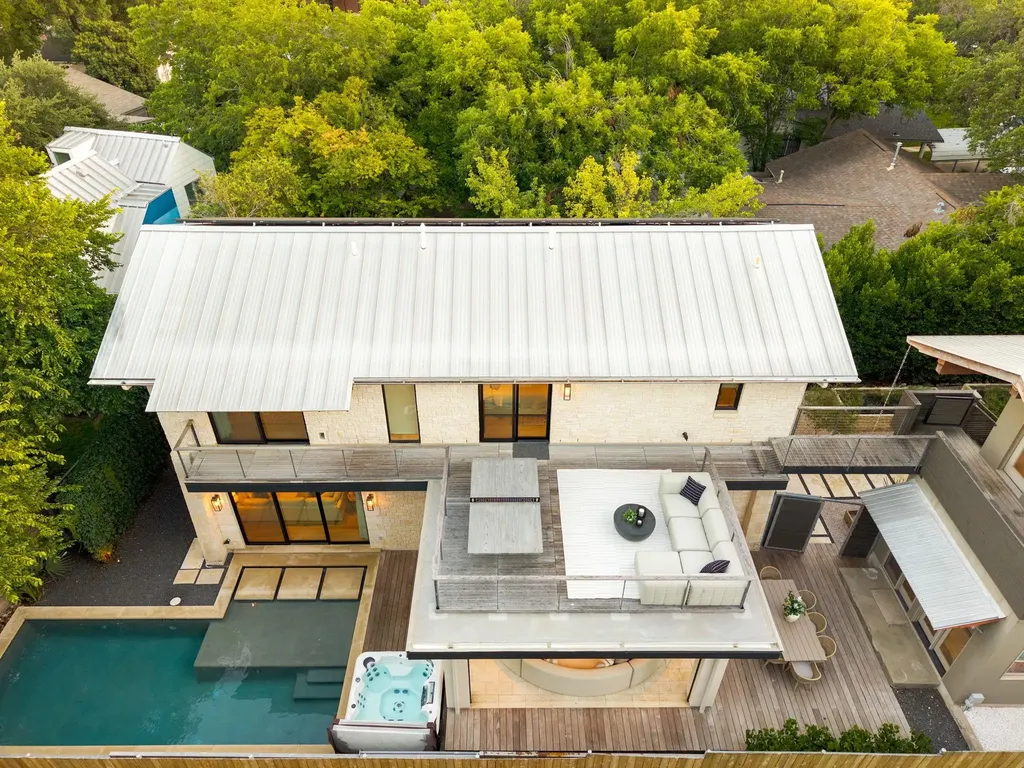 2309 S 4th Street Austin TX 78704