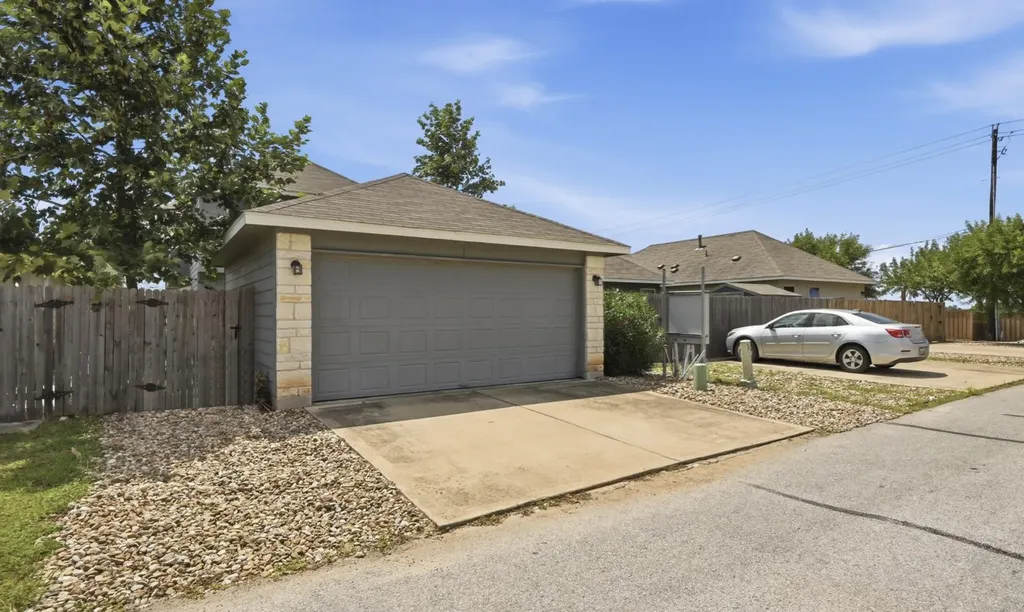 4504 Inicio Lane Austin TX 78725