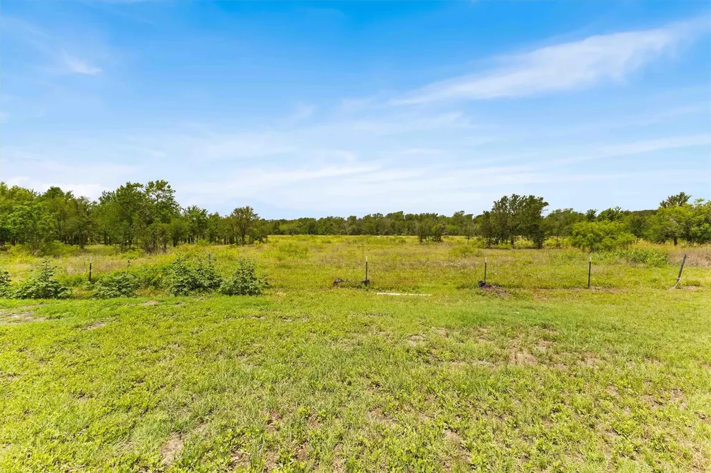 12212 Ballerstedt Road Elgin TX 78621