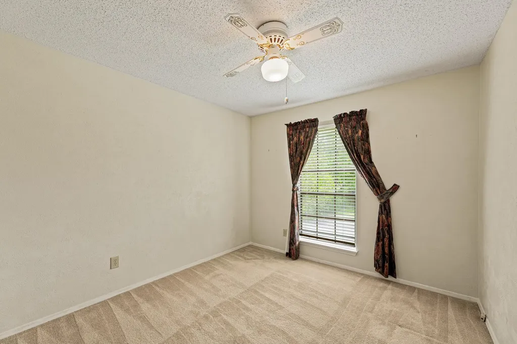 10804 Cobblestone Lane Austin TX 78750