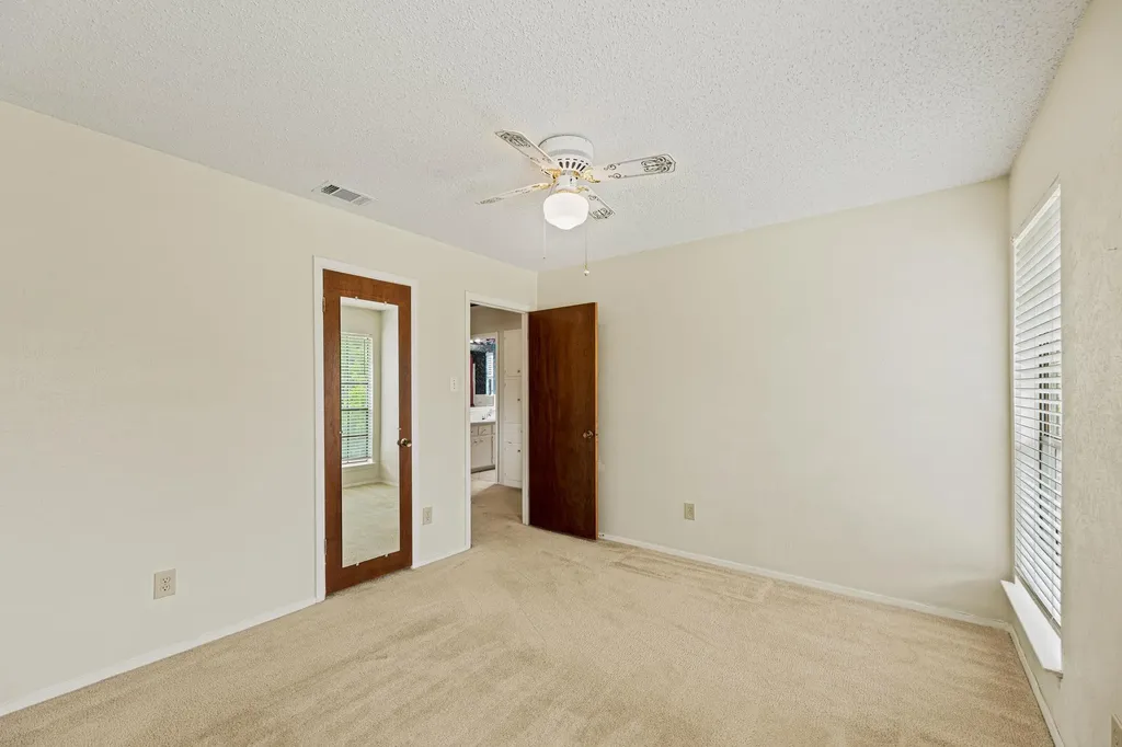 10804 Cobblestone Lane Austin TX 78750