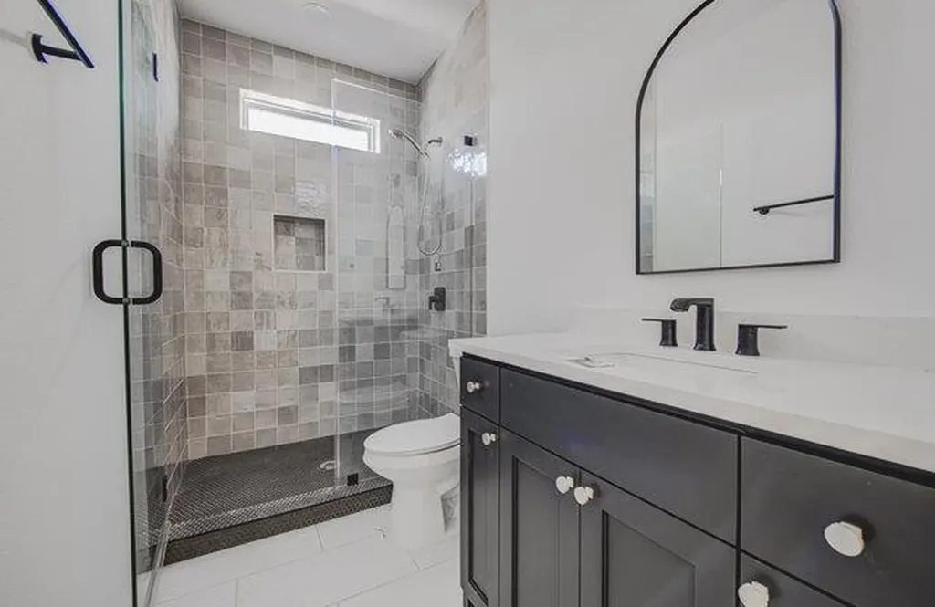 6203 Langham Street Austin TX 78741