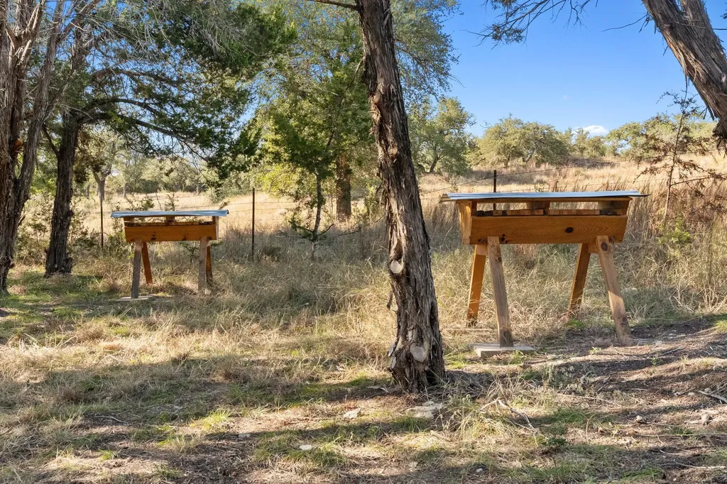 503 Happy Trail Dripping Springs TX 78620