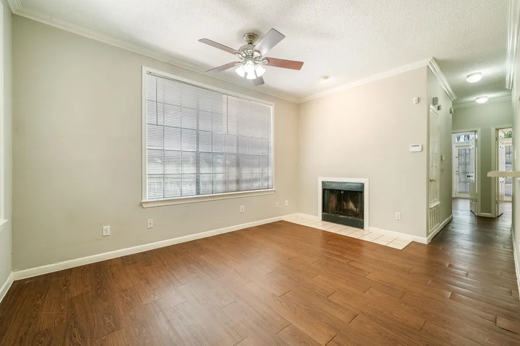 2300 Leon Street Austin TX 78705