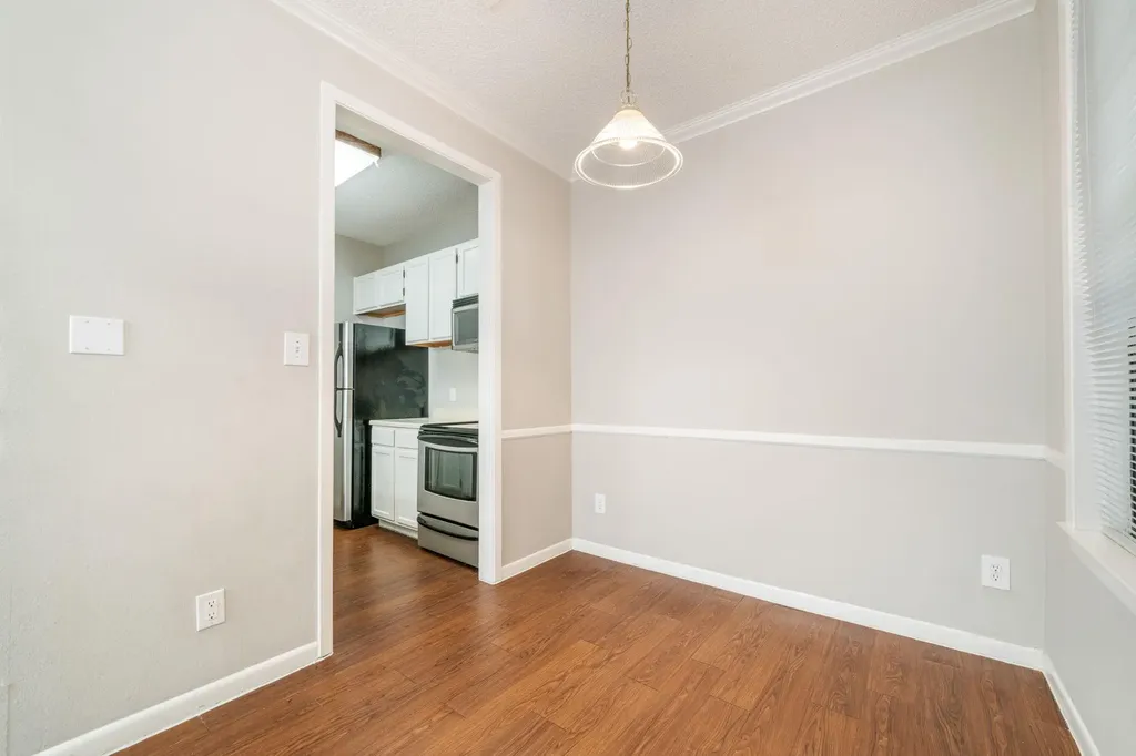 2300 Leon Street Austin TX 78705