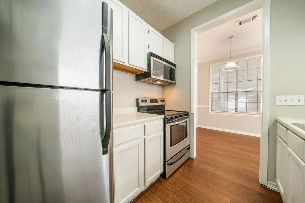 2300 Leon Street Austin TX 78705