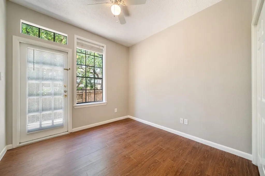 2300 Leon Street Austin TX 78705
