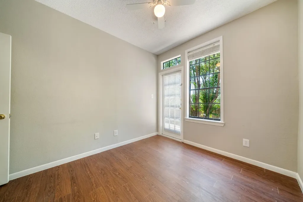 2300 Leon Street Austin TX 78705