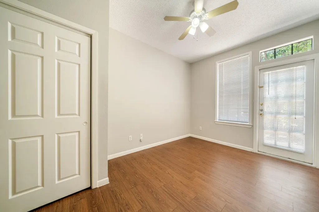 2300 Leon Street Austin TX 78705