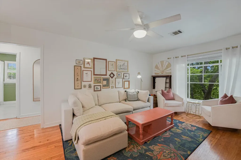 3309 Grooms Street Austin TX 78705