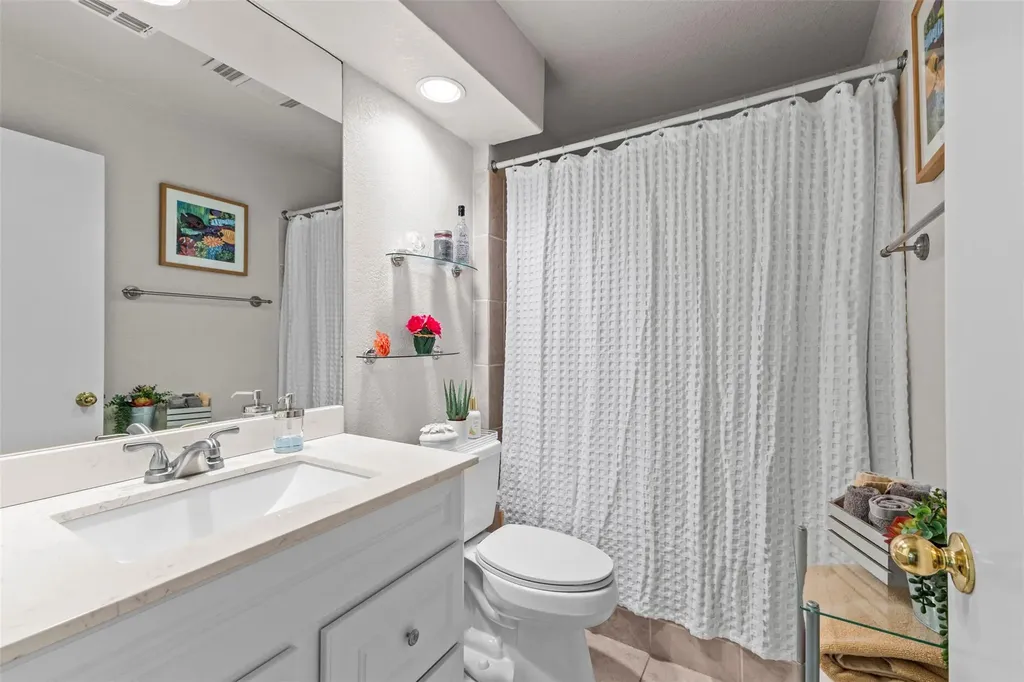 10102 Pond View Circle Austin TX 78753