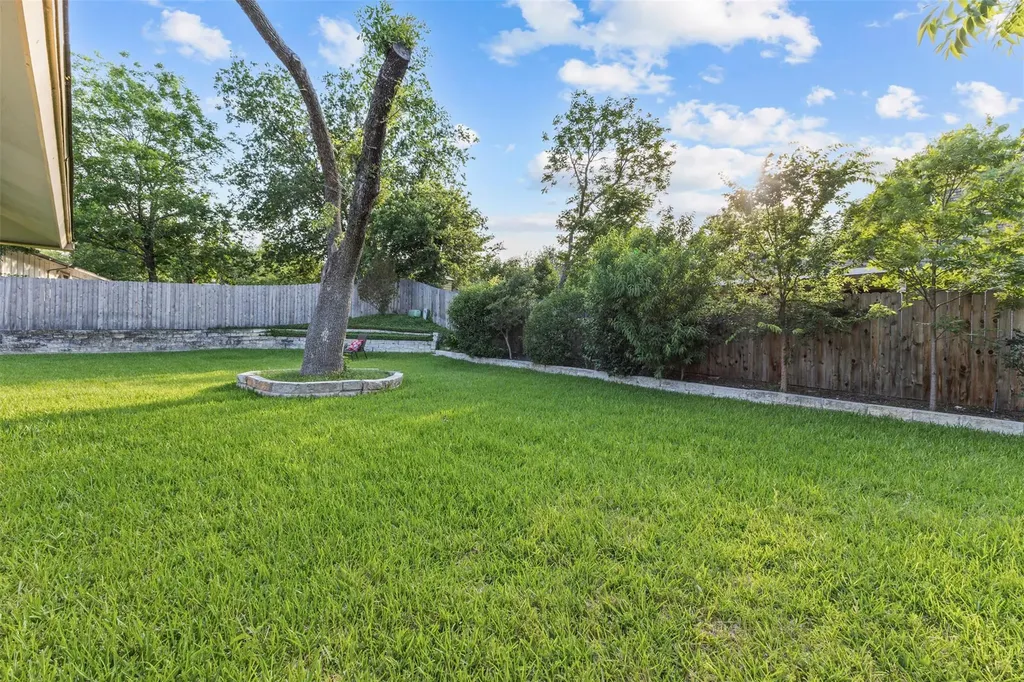 10102 Pond View Circle Austin TX 78753