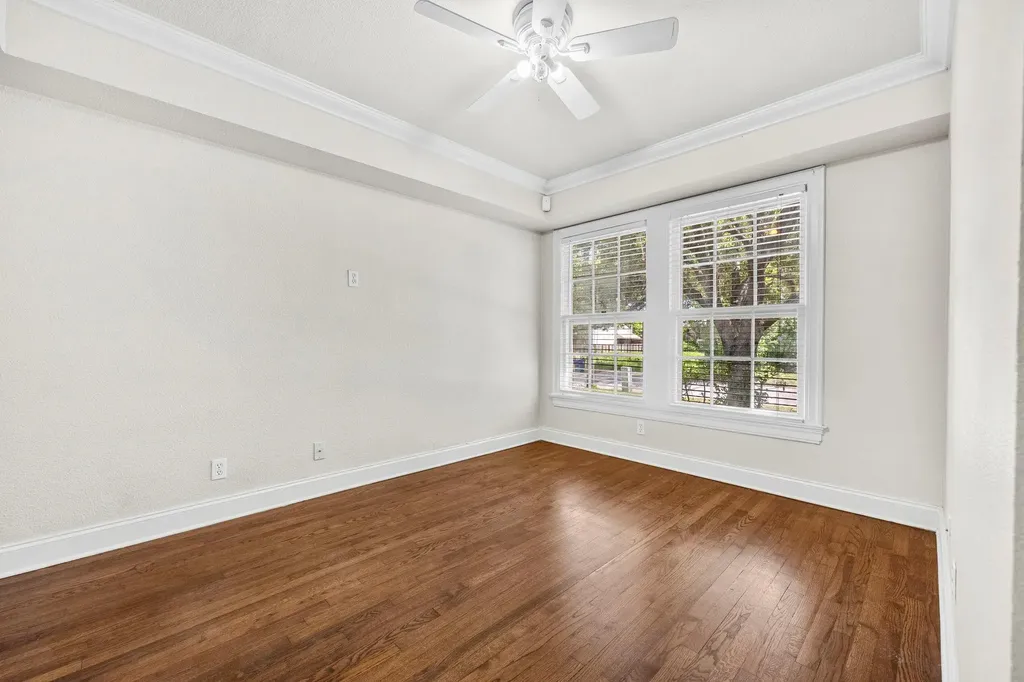 924 E 52nd Street Austin TX 78751