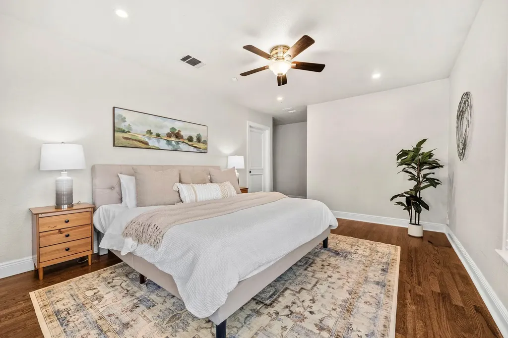 924 E 52nd Street Austin TX 78751