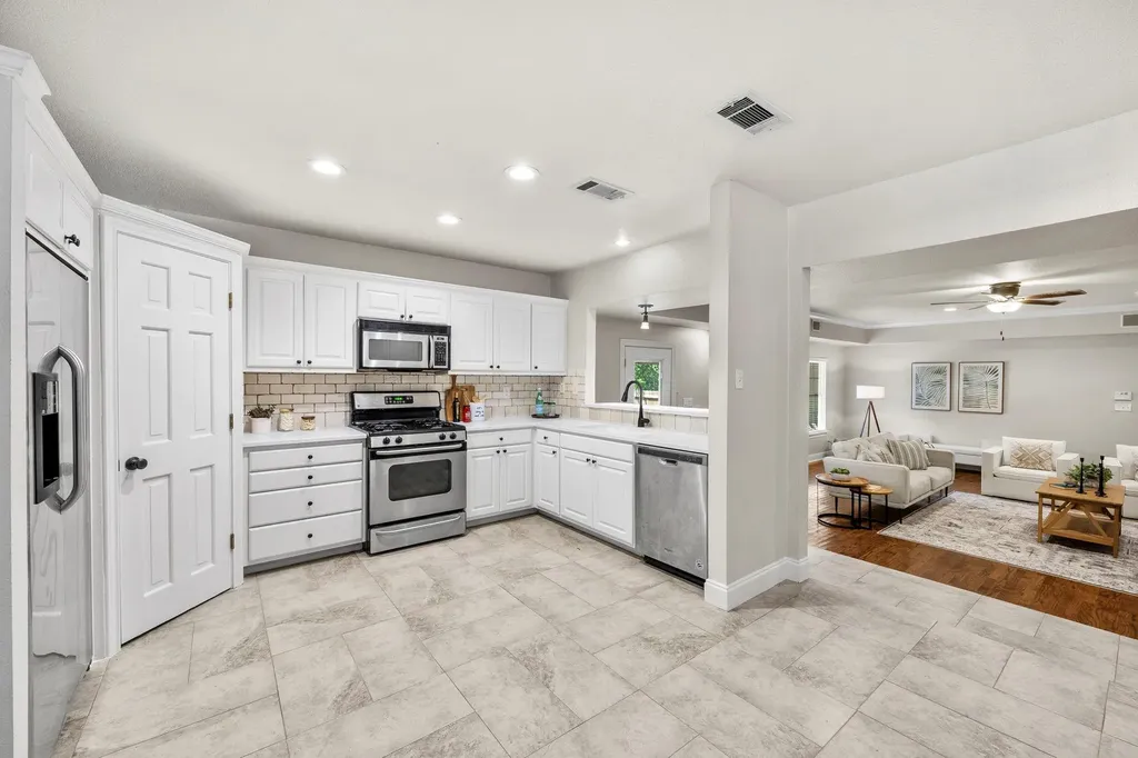 924 E 52nd Street Austin TX 78751