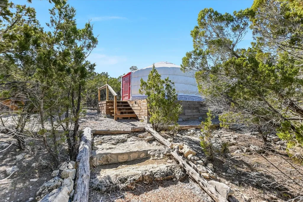 7000 Mcgregor Lane Dripping Springs TX 78620