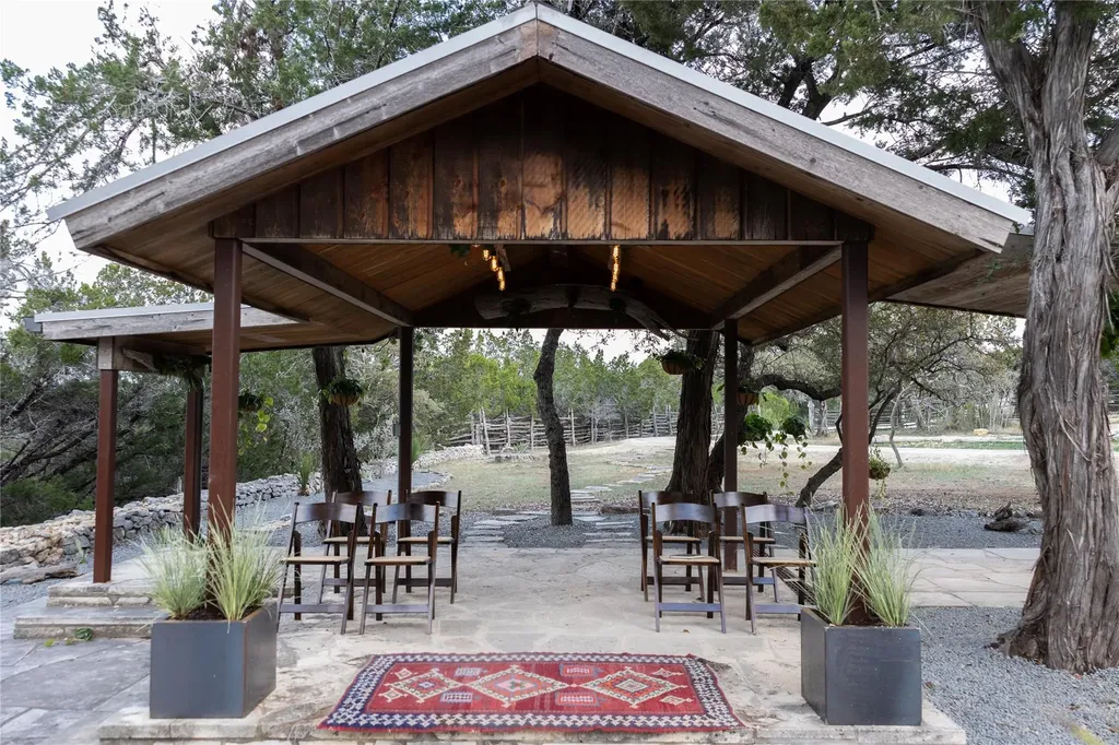 7000 Mcgregor Lane Dripping Springs TX 78620