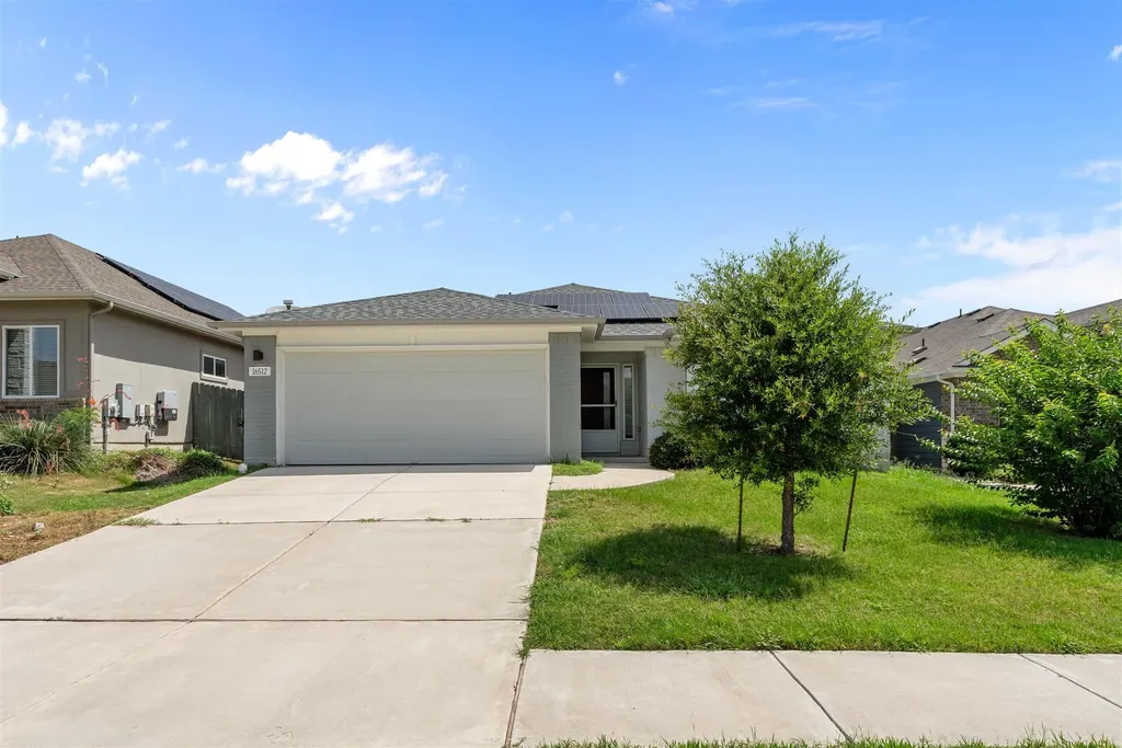 16512 Enamorado Road Manor TX 78653
