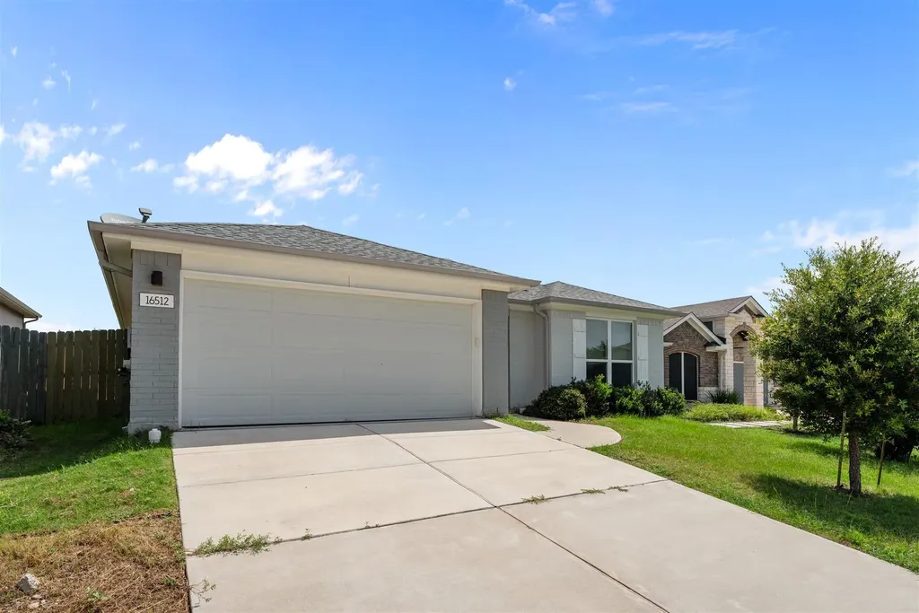 16512 Enamorado Road Manor TX 78653