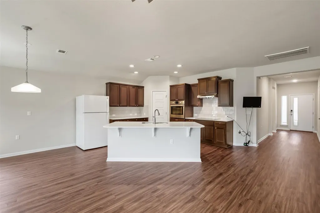 16512 Enamorado Road Manor TX 78653