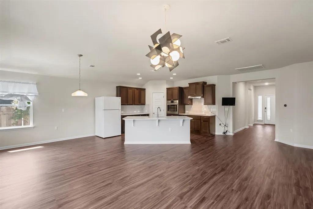 16512 Enamorado Road Manor TX 78653
