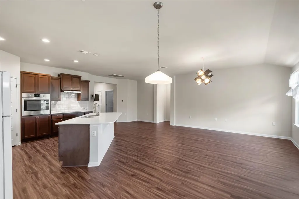 16512 Enamorado Road Manor TX 78653