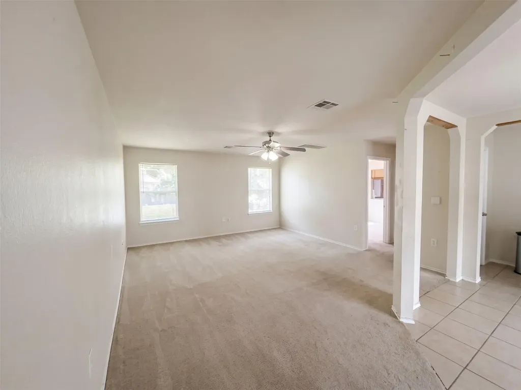 12512 La Paz Lane Del Valle TX 78617