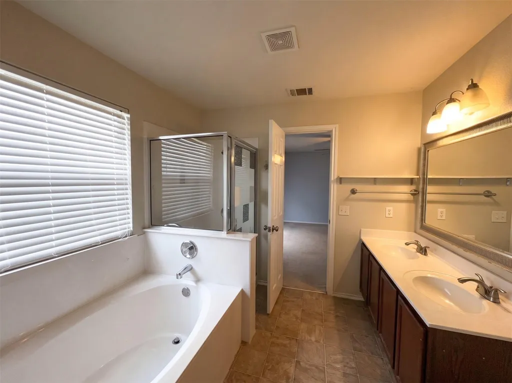 12512 La Paz Lane Del Valle TX 78617