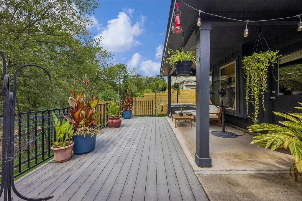 7104 Bay City Bend Austin TX 78725
