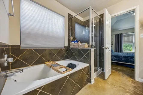 7104 Bay City Bend Austin TX 78725