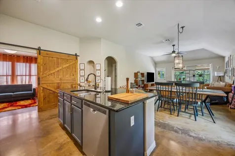 7104 Bay City Bend Austin TX 78725