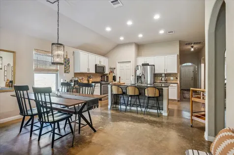 7104 Bay City Bend Austin TX 78725
