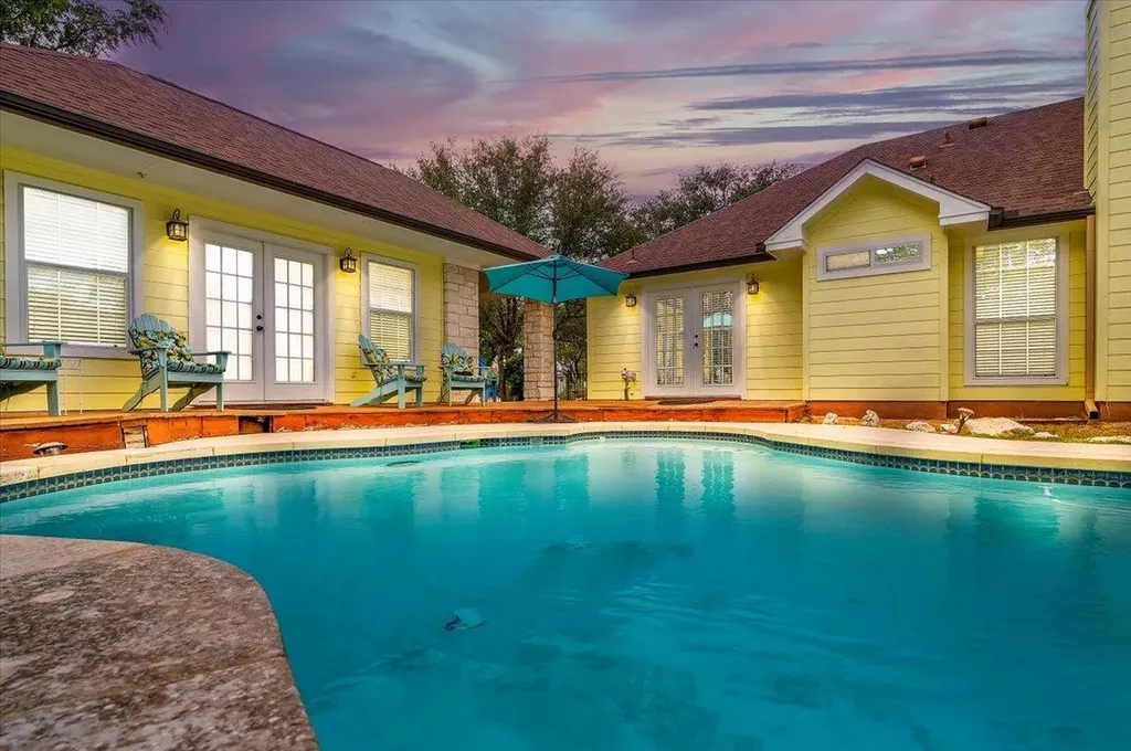 18609 Venture Drive Point Venture TX 78645