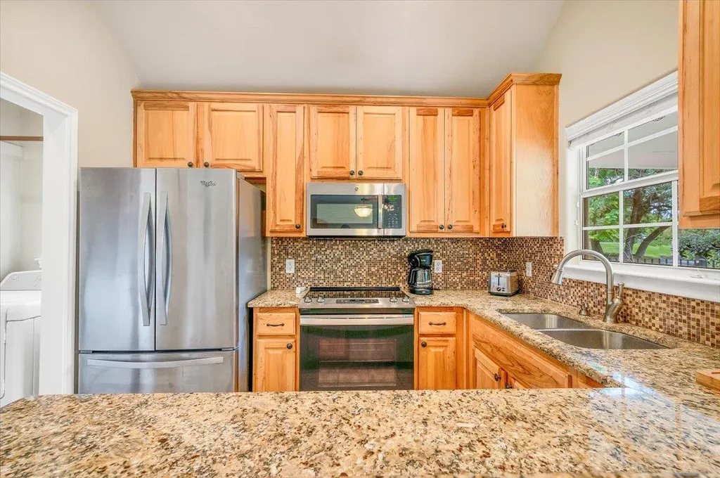 18609 Venture Drive Point Venture TX 78645