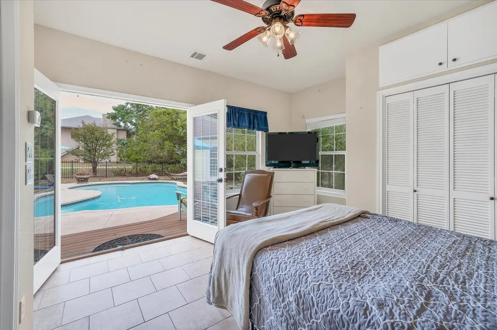 18609 Venture Drive Point Venture TX 78645
