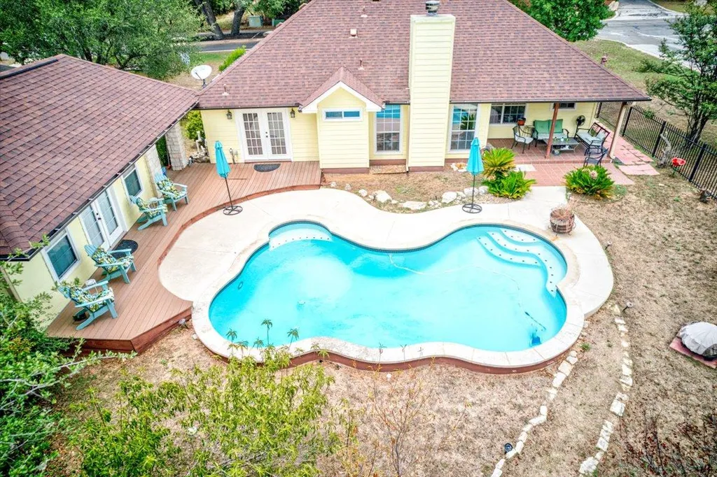 18609 Venture Drive Point Venture TX 78645