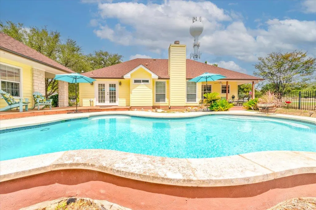 18609 Venture Drive Point Venture TX 78645