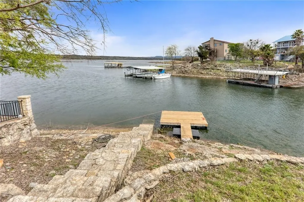 3714 Parliament Cove Lago Vista TX 78645